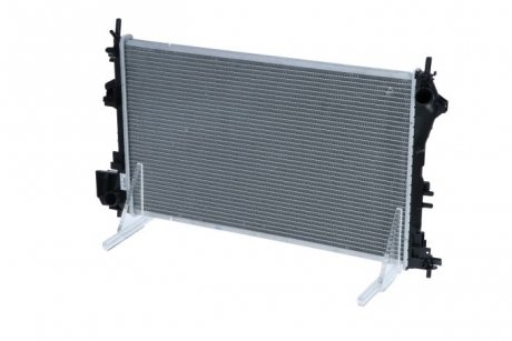 Радиатор охлаждения Opel Vectra C 1.6-1.8 16V 02- NRF 58203 (фото 1)