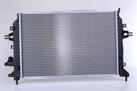 Радиатор охлаждения Opel Zafira 05- NISSENS 630705