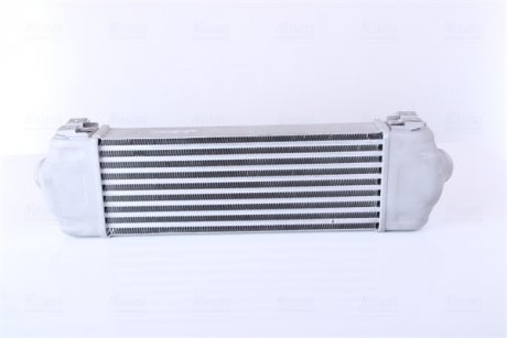 Радиатор интеркулера Ford Transit 2.4DI 00- NISSENS 96641 (фото 1)