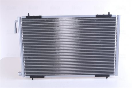 Радиатор кондиционера Peugeot 1.1-2.0 00- NISSENS 94392 (фото 1)