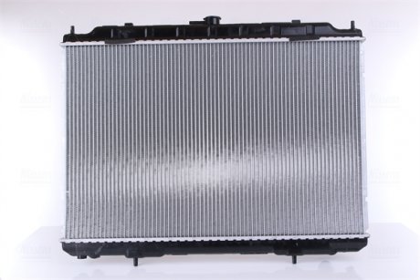 Радиатор охлаждения Nissan X-Trail 2.2 dCi 01-13 NISSENS 68703A (фото 1)