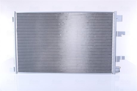 Радиатор кондиционера Nissan Qashqai 1.6dCi 11-13 (643x391x12) NISSENS 940402 (фото 1)