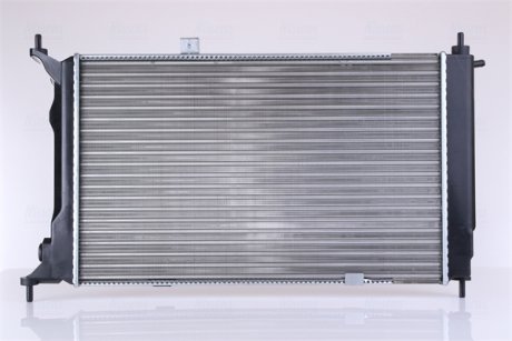 Радиатор охлаждения Opel Astra F 1.4-2.0i 91-02 NISSENS 63253A (фото 1)