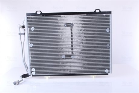 Радиатор кондиционера MB C-class (W202) 2.0/2.2CDI/2.5TD 95-00 (OM611/M111/OM605) NISSENS 94426 (фото 1)