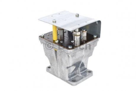 Реле акумулятора 24V/300A Daf SB/MB O100/O405/O407 74- BOSCH 0333301010